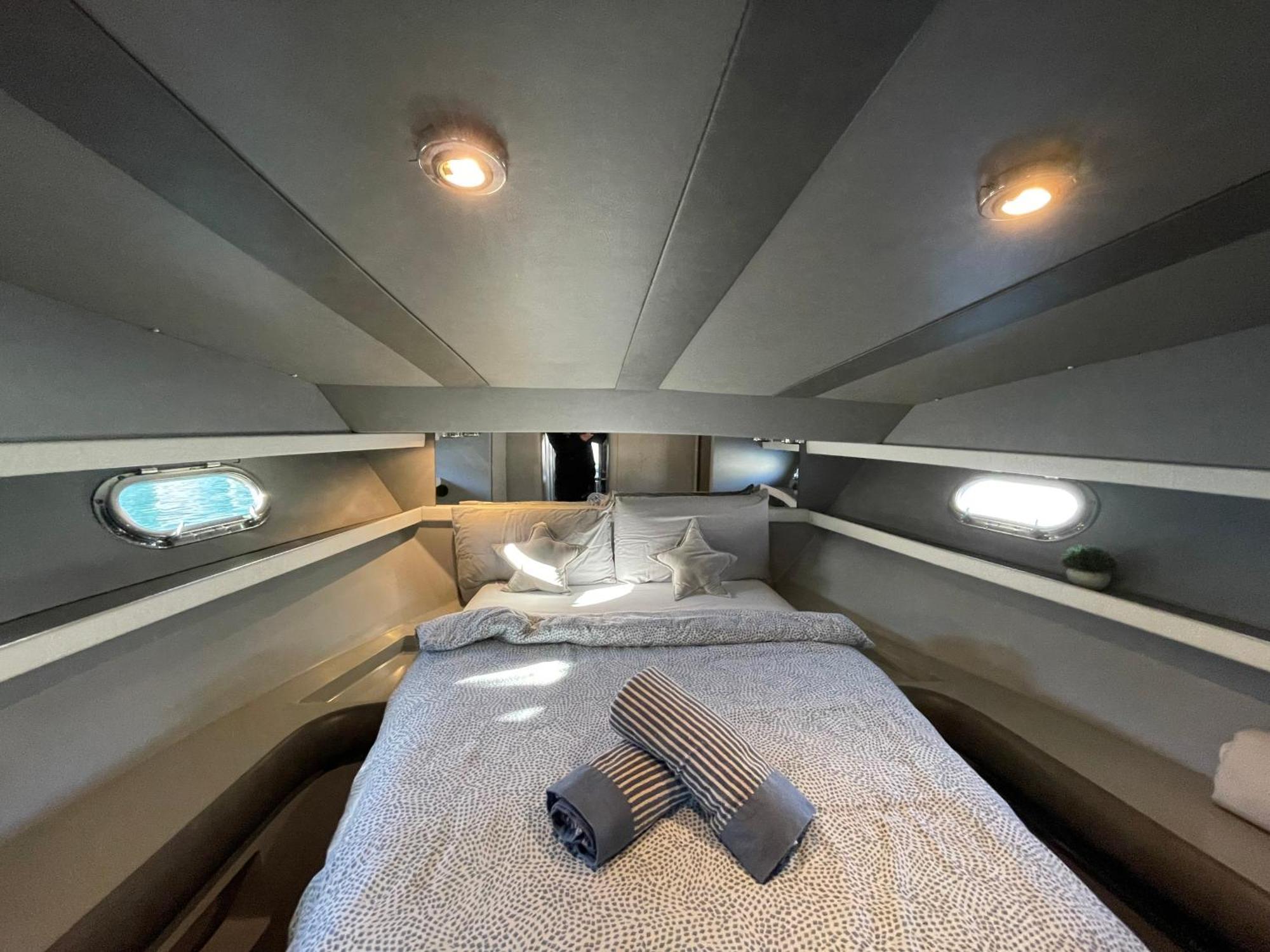 The Floating Home Sant Adria de Besos Exterior foto