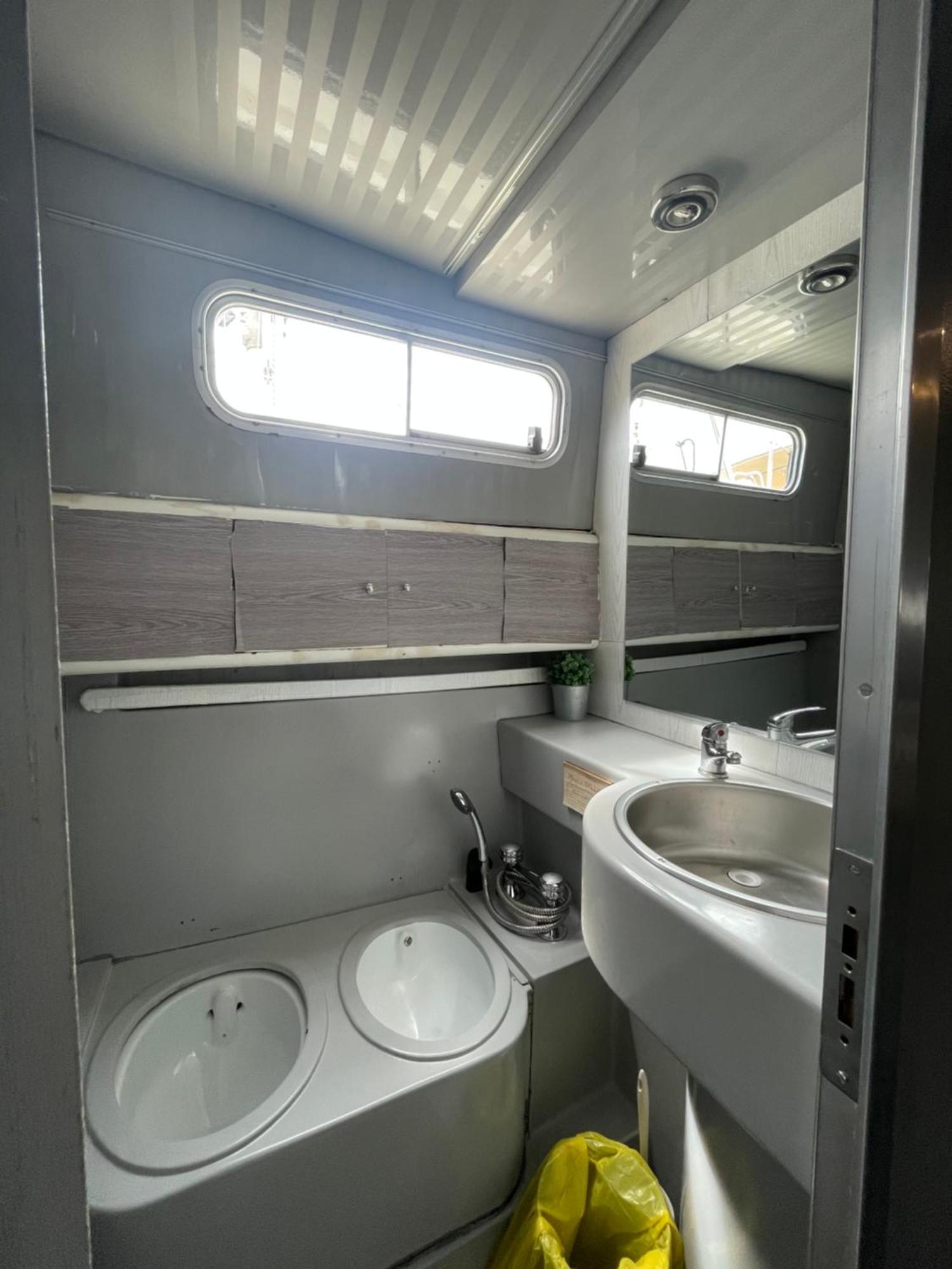 The Floating Home Sant Adria de Besos Exterior foto